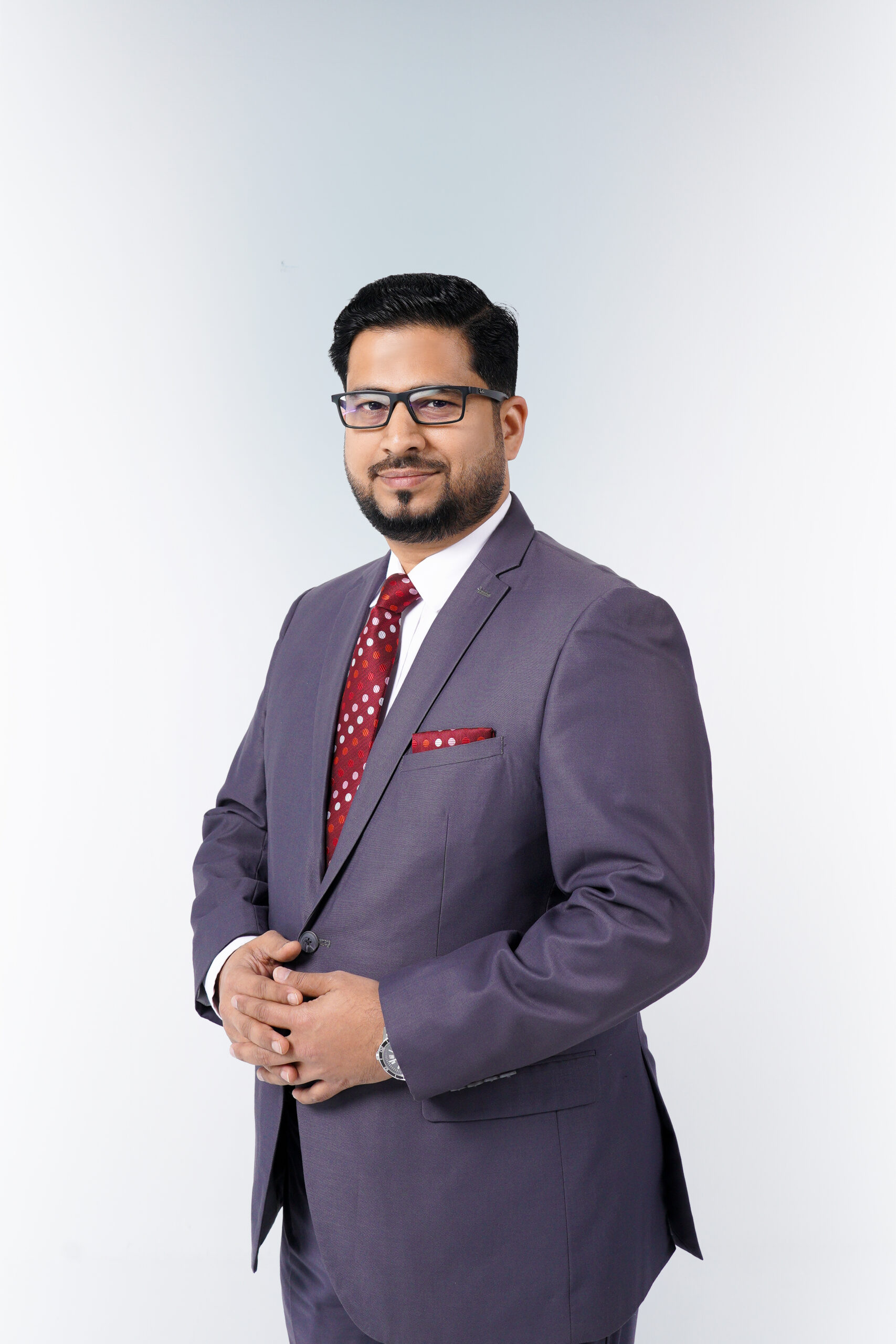 Pyaro Qazi Ishaq Qazi - Seven Phoeniix